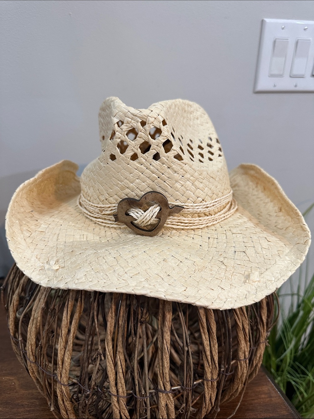 Woven Straw Women's Cowboy Hat with Heart Accent - Natural